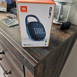 Brand New Blue JBL Clip 5